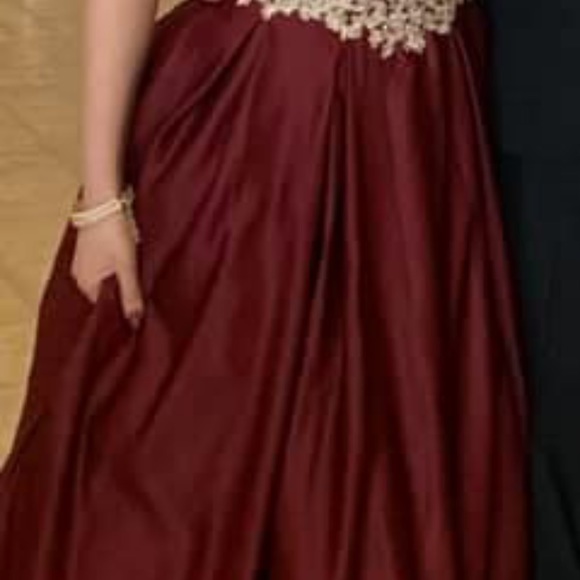 Prom dress - Picture 3 of 3